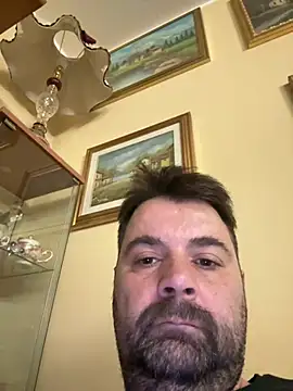 Snapshot of h4cAlex chatting on 12/29/24, 06:27 h4cAlex online show from 12/29/24, 06:27