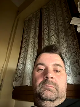 Snapshot of h4cAlex chatting on 11/07/25, 05:57 h4cAlex online show from 11/07/25, 05:57