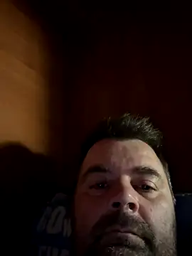 Snapshot of h4cAlex chatting on 11/12/25, 07:35 h4cAlex online show from 11/12/25, 07:35