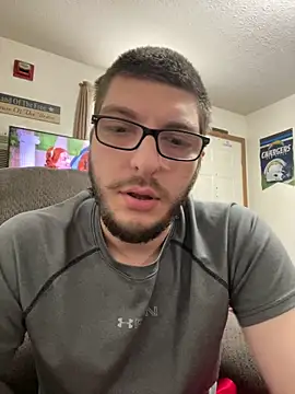 Snapshot of TheWillBryant chatting on 06/04/26, 04:57 TheWillBryant online show from 06/04/26, 04:57