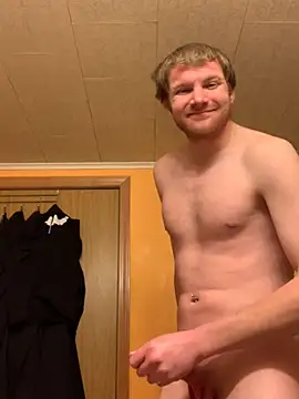 slutboy42000 online show from 01/27/25, 03:15