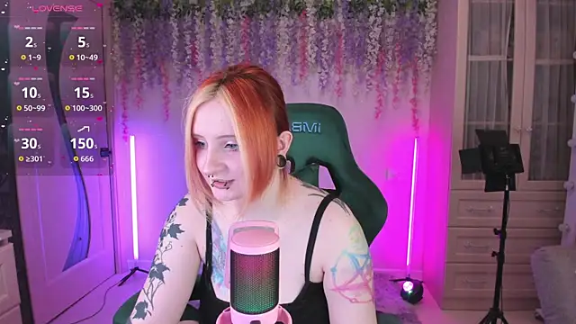 EmmyBunny online show from 04/16/26, 05:14