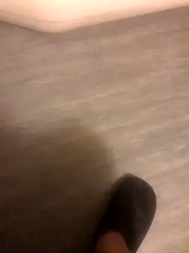 Snapshot of chrille82 chatting on 09/27/25, 02:05 chrille82 online show from 09/27/25, 02:05