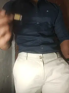 Snapshot of rounakhunk chatting on 10/16/25, 06:42 rounakhunk online show from 10/16/25, 06:42