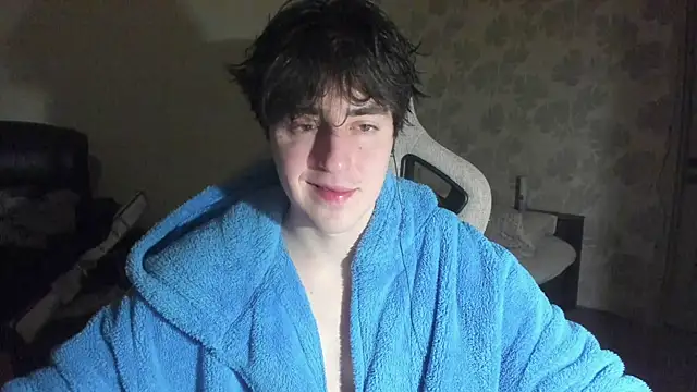 Knuckles17 online show from 04/25/26, 06:05