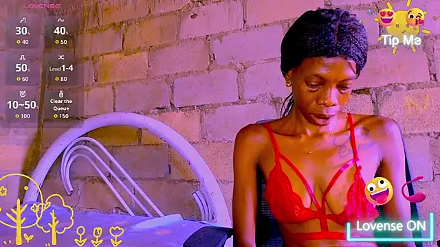 Snapshot of nzanizy chatting on 11/23/25, 01:22 nzanizy online show from 11/23/25, 01:22