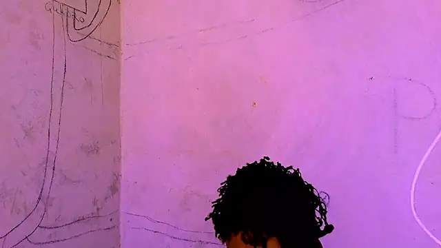 Snapshot of nzanizy chatting on 12/20/25, 12:34 nzanizy online show from 12/20/25, 12:34