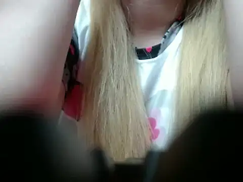 Snapshot of 69liamilk69 chatting on 12/02/24, 04:20 69liamilk69 online show from 12/02/24, 04:20