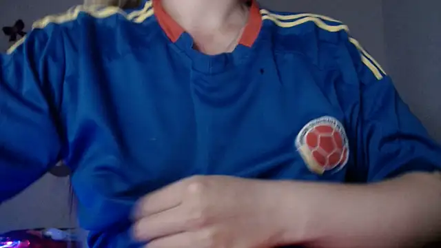 Snapshot of 69liamilk69 chatting on 12/21/25, 06:09 69liamilk69 online show from 12/21/25, 06:09