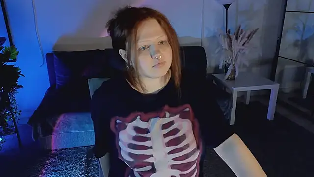 bitchofsun  online show from 02/04/26, 04:46