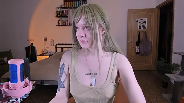 cyber whore  online show from 03/07/26, 04:59