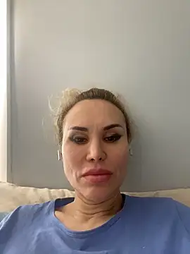 Radmila Queen  online show from 05/15/26, 05:20