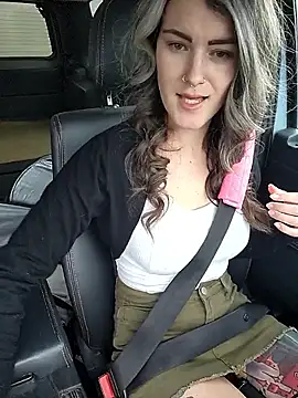 Snapshot of Lilmissvyx chatting on 01/12/26, 04:45 Lilmissvyx online show from 01/12/26, 04:45