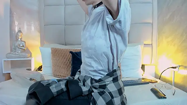 Hecatee 77 online show from 09/13/25, 07:46