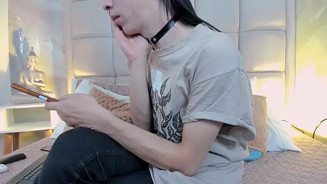 Hecatee 77 online show from 09/23/25, 07:50