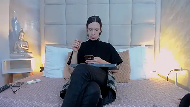 Hecatee 77 online show from 09/27/25, 08:03