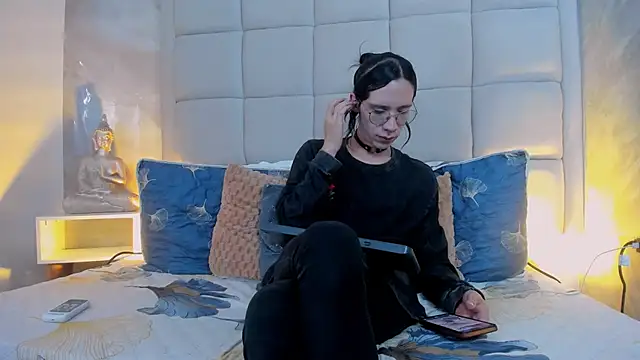 Hecatee 77 online show from 10/08/25, 07:44