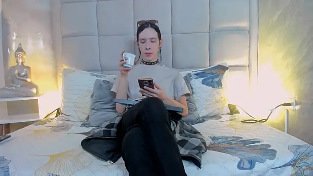 Hecatee 77 online show from 01/10/26, 07:37