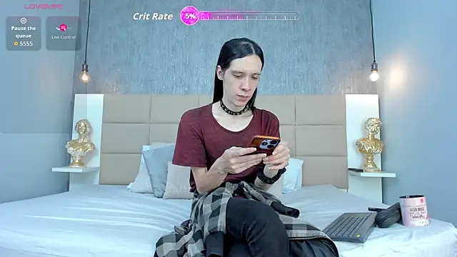 Hecatee 77 online show from 04/01/26, 07:44