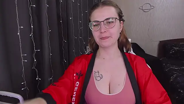 MissBrightShine online show from 03/19/25, 03:29