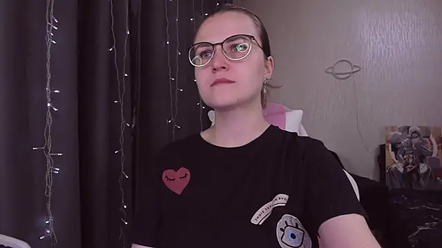 MissBrightShine online show from 10/15/25, 10:26