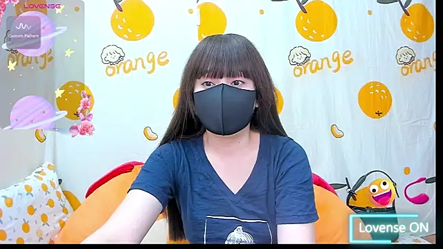 alonelove   online show from 01/06/26, 02:37