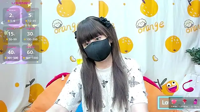 alonelove   online show from 04/28/26, 02:38