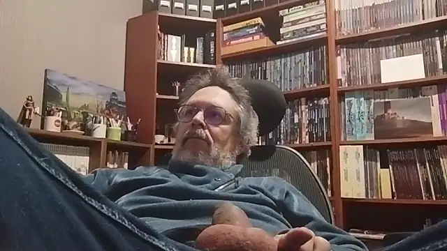 Mandra is a whore online show from 11/13/25, 10:30