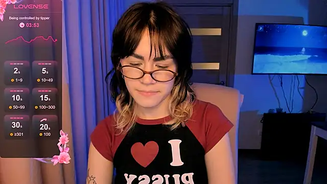 Snapshot of _selectrra chatting on 12/17/24, 07:15  selectrra online show from 12/17/24, 07:15