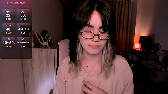 Snapshot of _selectrra chatting on 02/26/25, 02:25  selectrra online show from 02/26/25, 02:25