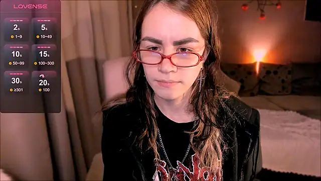 Snapshot of _selectrra chatting on 09/21/25, 08:10  selectrra online show from 09/21/25, 08:10