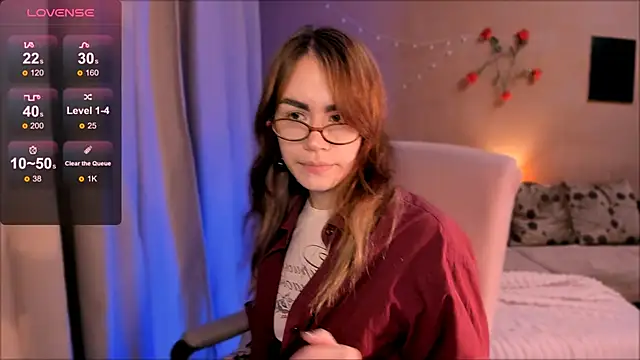 Snapshot of _selectrra chatting on 11/24/25, 09:25 selectrra online show from 11/24/25, 09:25