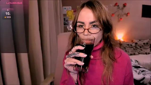 Snapshot of _selectrra chatting on 01/05/26, 08:34 selectrra online show from 01/05/26, 08:34