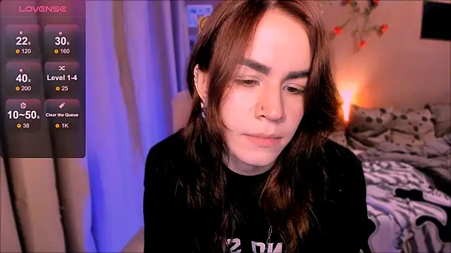 Snapshot of _selectrra chatting on 02/19/26, 05:20 selectrra online show from 02/19/26, 05:20