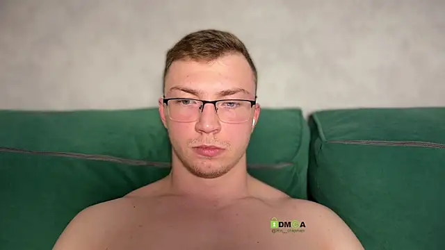 iron  chap online show from 04/08/26, 09:26