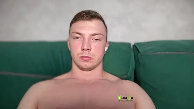 iron  chap online show from 04/10/26, 11:09