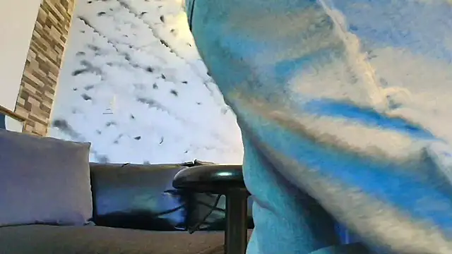 Snapshot of Sophie_LittleS chatting on 12/22/25, 01:19 Sophie LittleS online show from 12/22/25, 01:19