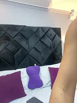 Snapshot of letiziia_sky1 chatting on 11/17/25, 07:41 letiziia sky1 online show from 11/17/25, 07:41