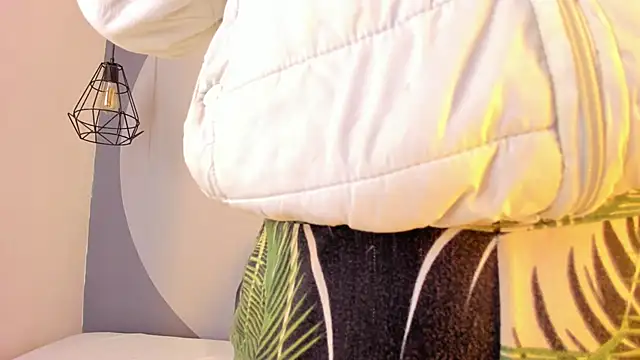 Snapshot of sarita_duque chatting on 03/09/26, 12:20 sarita duque online show from 03/09/26, 12:20