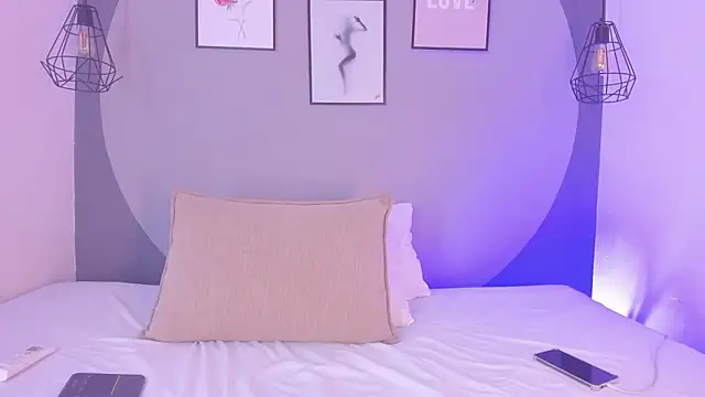 Snapshot of sarita_duque chatting on 03/19/26, 01:15 sarita duque online show from 03/19/26, 01:15