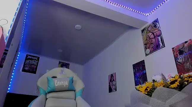 Snapshot of Lauryn_muller chatting on 03/04/25, 02:27 Lauryn muller online show from 03/04/25, 02:27