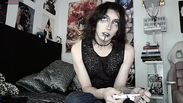 Snapshot of kiiler_queen chatting on 04/30/26, 07:53 kiiler queen online show from 04/30/26, 07:53