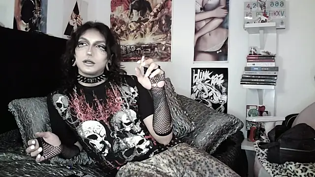 Snapshot of kiiler_queen chatting on 05/14/26, 07:31 kiiler queen online show from 05/14/26, 07:31
