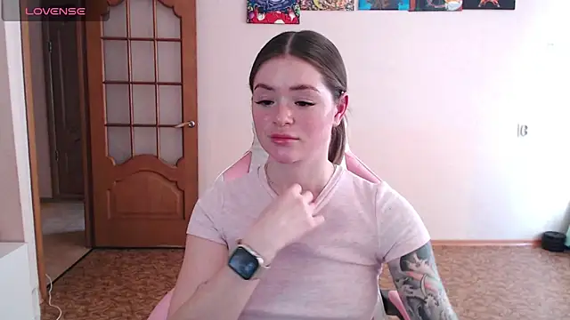 miaacatt online show from 03/31/26, 09:43