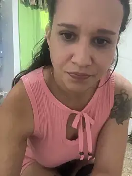 Snapshot of hotcookie28 chatting on 09/25/25, 11:47 hotcookie28 online show from 09/25/25, 11:47