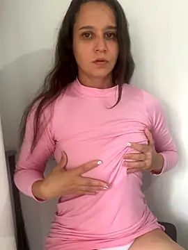 Snapshot of hotcookie28 chatting on 10/18/25, 05:14 hotcookie28 online show from 10/18/25, 05:14