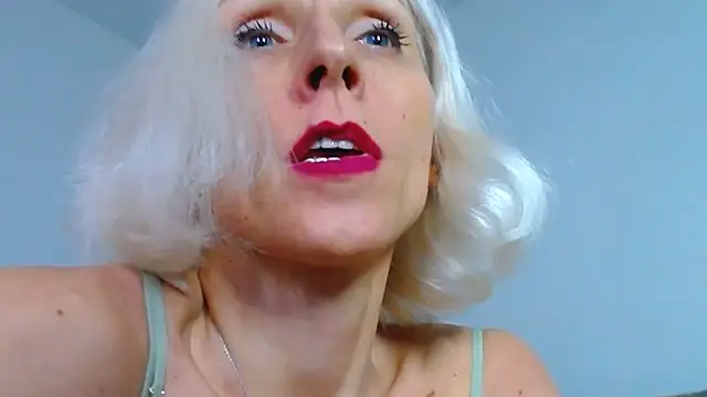 Kissiya-Allisya online show from 02/10/25, 11:45