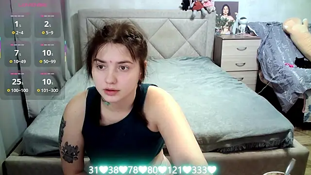 Snapshot of juliettkalen chatting on 11/12/25, 04:24 juliettkalen online show from 11/12/25, 04:24