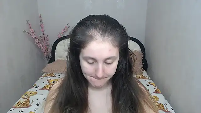 Holliy Cooper online show from 03/18/26, 09:01