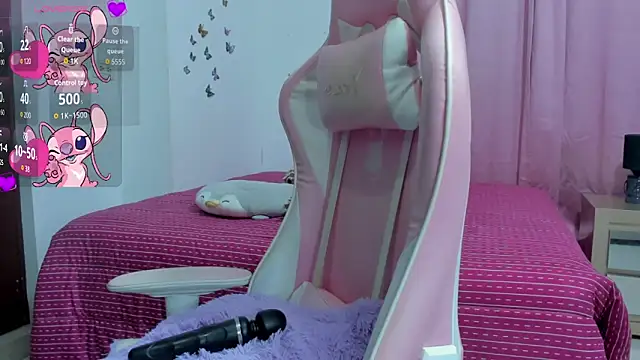 Snapshot of Madison_boom chatting on 12/03/25, 09:13 Madison boom online show from 12/03/25, 09:13